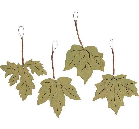 Wooden autumn leaves with decoration pendant