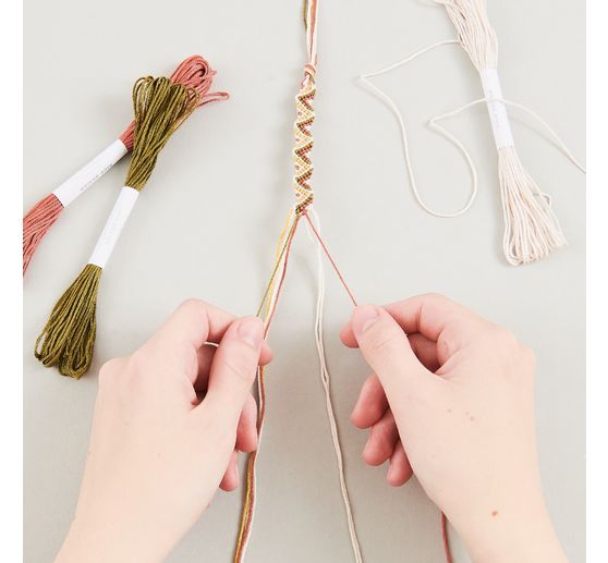 Sada na tvořen&iacute; n&aacute;ramky př&aacute;telstv&iacute;