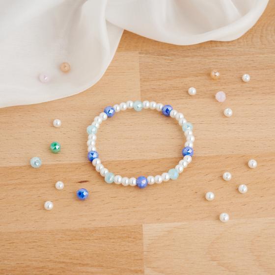 Armbänder aus Glasschlifperlen