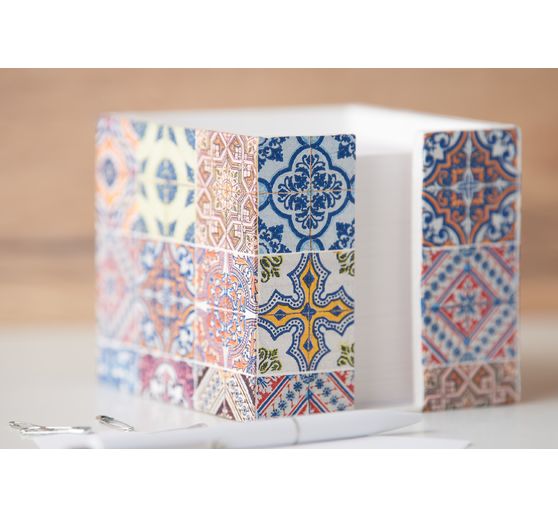 Notepad, 9 x 9 x 9 cm