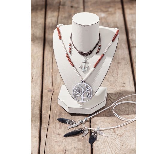 Busta VBS, vyroben&aacute; z pap&iacute;rma&scaron;&eacute;