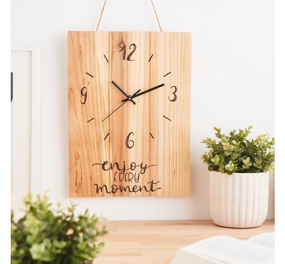 Quartz clockwork with hands