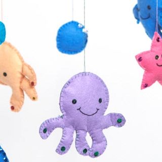 Make a mobile: Instructions